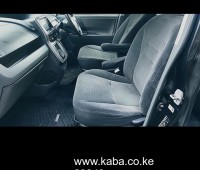 clean-toyota-voxy-up-for-grabs-good-price-small-5