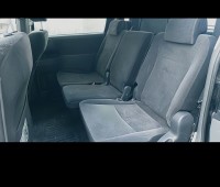 clean-toyota-voxy-up-for-grabs-good-price-small-6