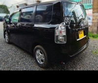 clean-toyota-voxy-up-for-grabs-good-price-small-2