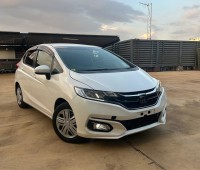 2018-honda-fit-small-0