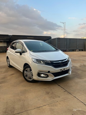 2018-honda-fit-big-0