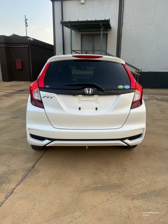 2018-honda-fit-big-8
