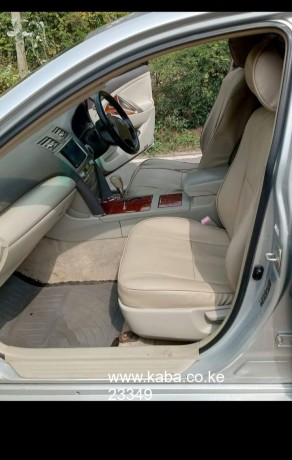 clean-toyota-camry-up-for-grabs-big-6
