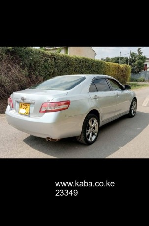 clean-toyota-camry-up-for-grabs-big-3