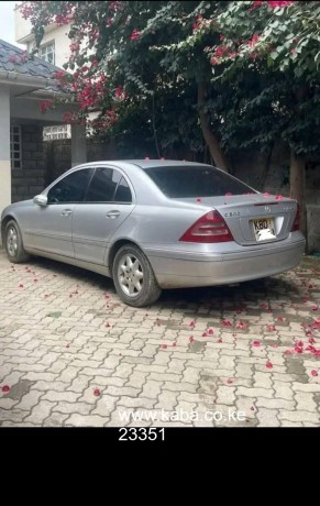 buy-and-drive-benz-c-200-attractive-price-big-1