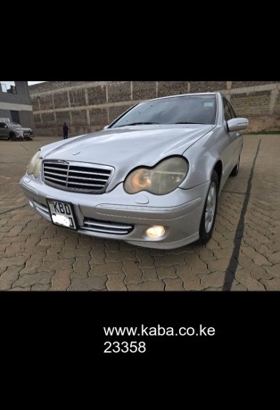 mercedes-c200good-car-good-price-big-10