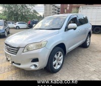 clean-toyota-vanguard-up-for-grabs-small-2