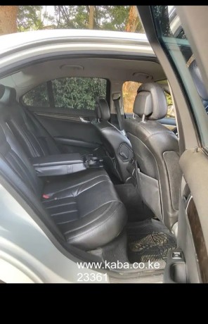 benz-c200-up-for-salegood-price-big-5