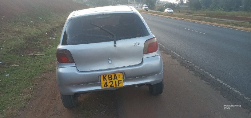 toyota-vitz-kba-421-f-for-sale-at-kikuyu-town-big-1