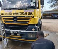 truck-for-sale-direct-from-the-owner-small-9