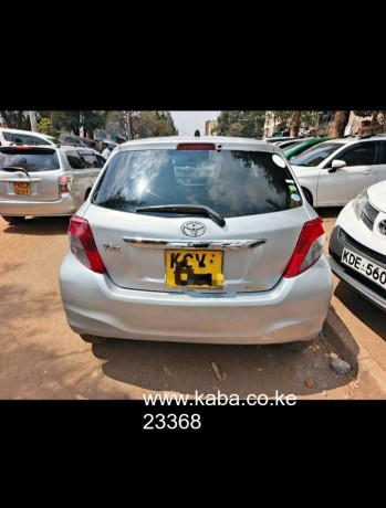 toyota-vitz-big-8