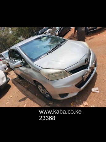 toyota-vitz-big-0