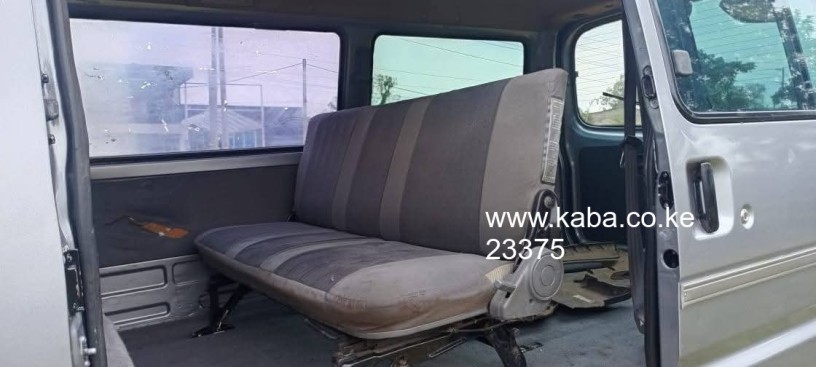 mazda-bongo-big-3