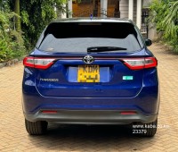 toyota-harrier-small-3