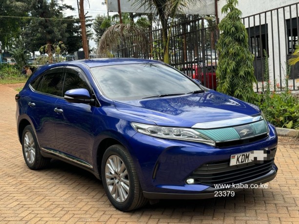 toyota-harrier-big-0