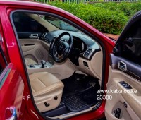 jeep-wrangler-grand-cherokee-small-3