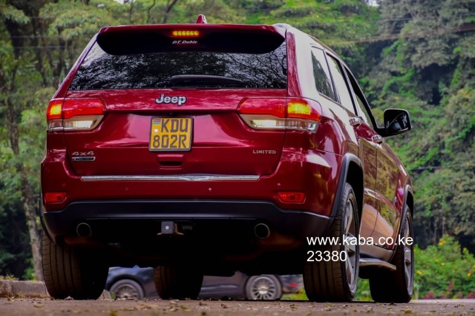 jeep-wrangler-grand-cherokee-big-7