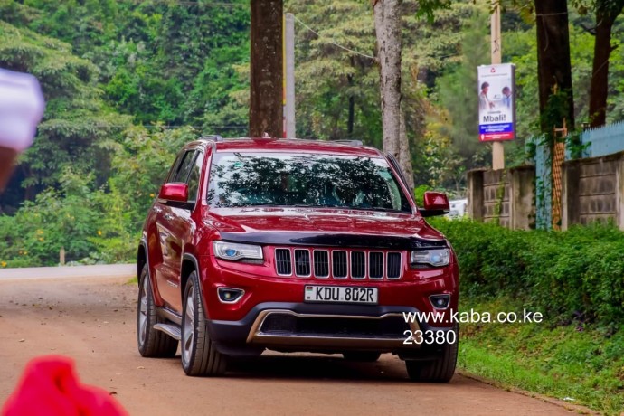 jeep-wrangler-grand-cherokee-big-1
