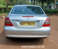 mercedes-benz-e220-small-6