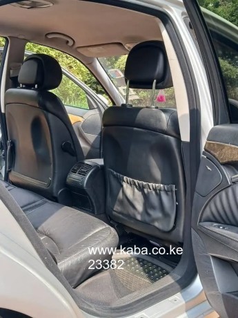 mercedes-benz-e220-big-3