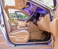 toyota-crown-royal-saloon-small-3