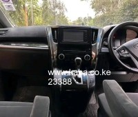 toyota-vellfire-small-3