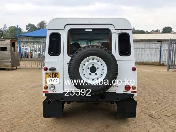 land-rover-defender-110-big-9