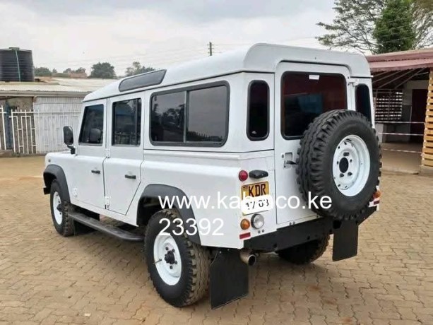 land-rover-defender-110-big-7