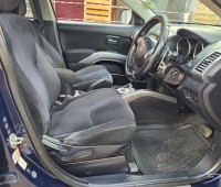 mitsubishi-outlander-small-4