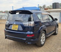 mitsubishi-outlander-small-8