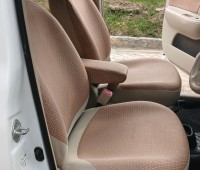 toyota-sienta-small-3