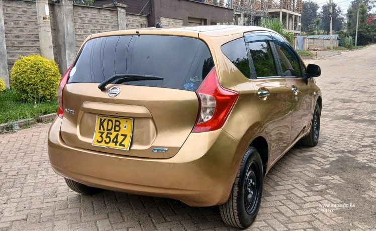 nissan-note-big-7
