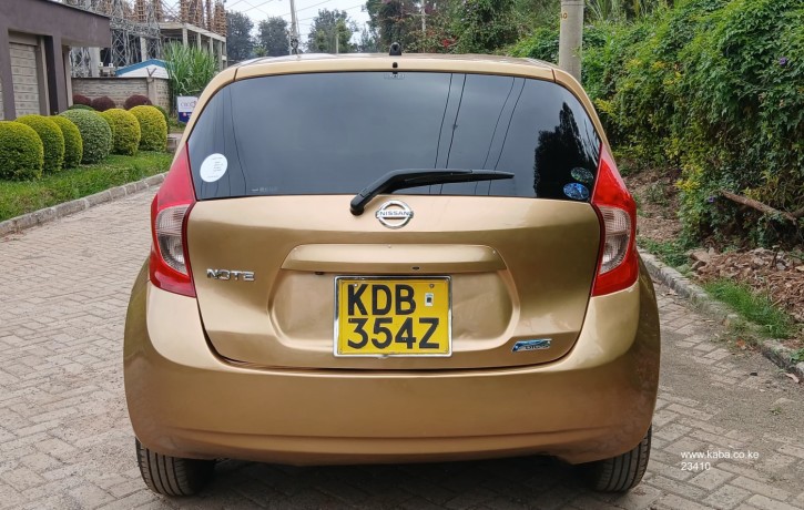 nissan-note-big-8