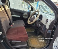 toyota-passo-small-3