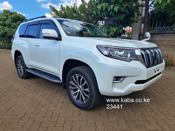 toyota-landcruiser-prado-txl-big-1