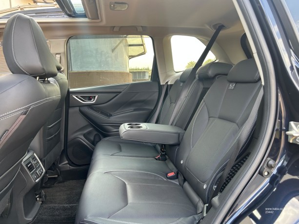 2018-subaru-forester-ske-sunroof-big-4