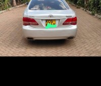 buy-and-drive-toyota-crown-small-2