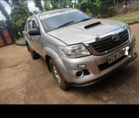 hilux-double-cabin-small-1