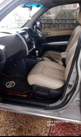 x-trail-local-with-sunroof-big-6