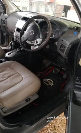 x-trail-local-with-sunroof-big-5