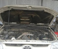 clean-toyota-hilux-double-cabin-small-6