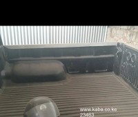 clean-toyota-hilux-double-cabin-small-4