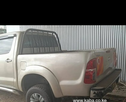 Clean Toyota Hilux double cabin