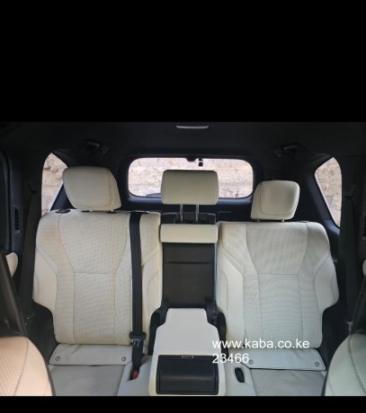 lexus-lx600-big-3