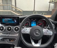 2019-mercedes-c200-amg-sunroof-eqboost-small-2