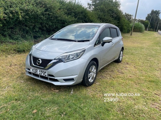 2017-nissan-note-at-kshs-930000-big-2