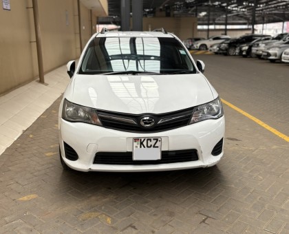 2013 Toyota Fielder for Sale