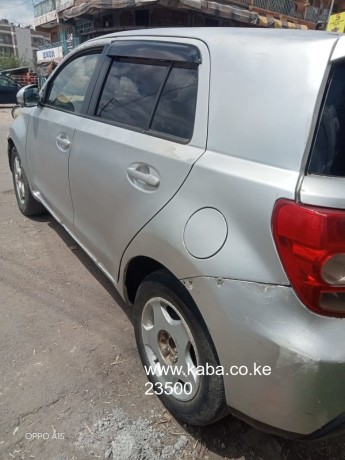 2008-toyota-ist-big-1