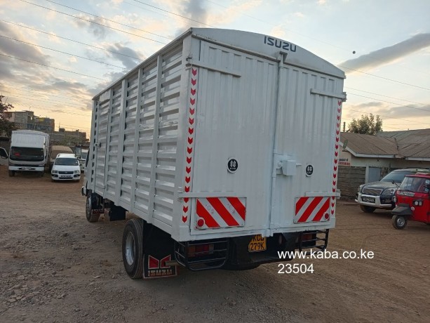 extremely-clean-isuzu-npr-on-sale-big-4