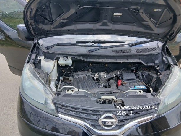 nissan-nv200-7-seater-van-black-big-2